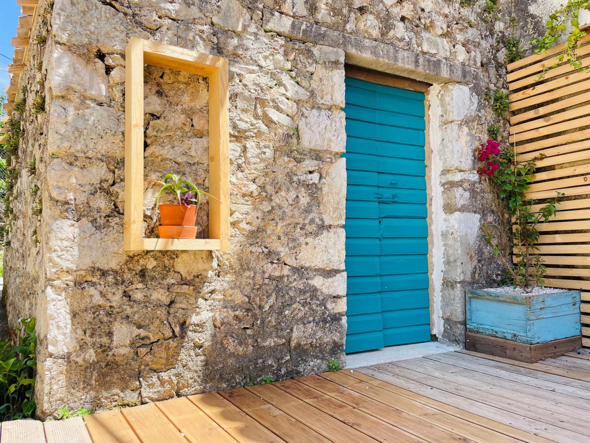 Guesthouse Near The Castle Of Himara Kültér fotó