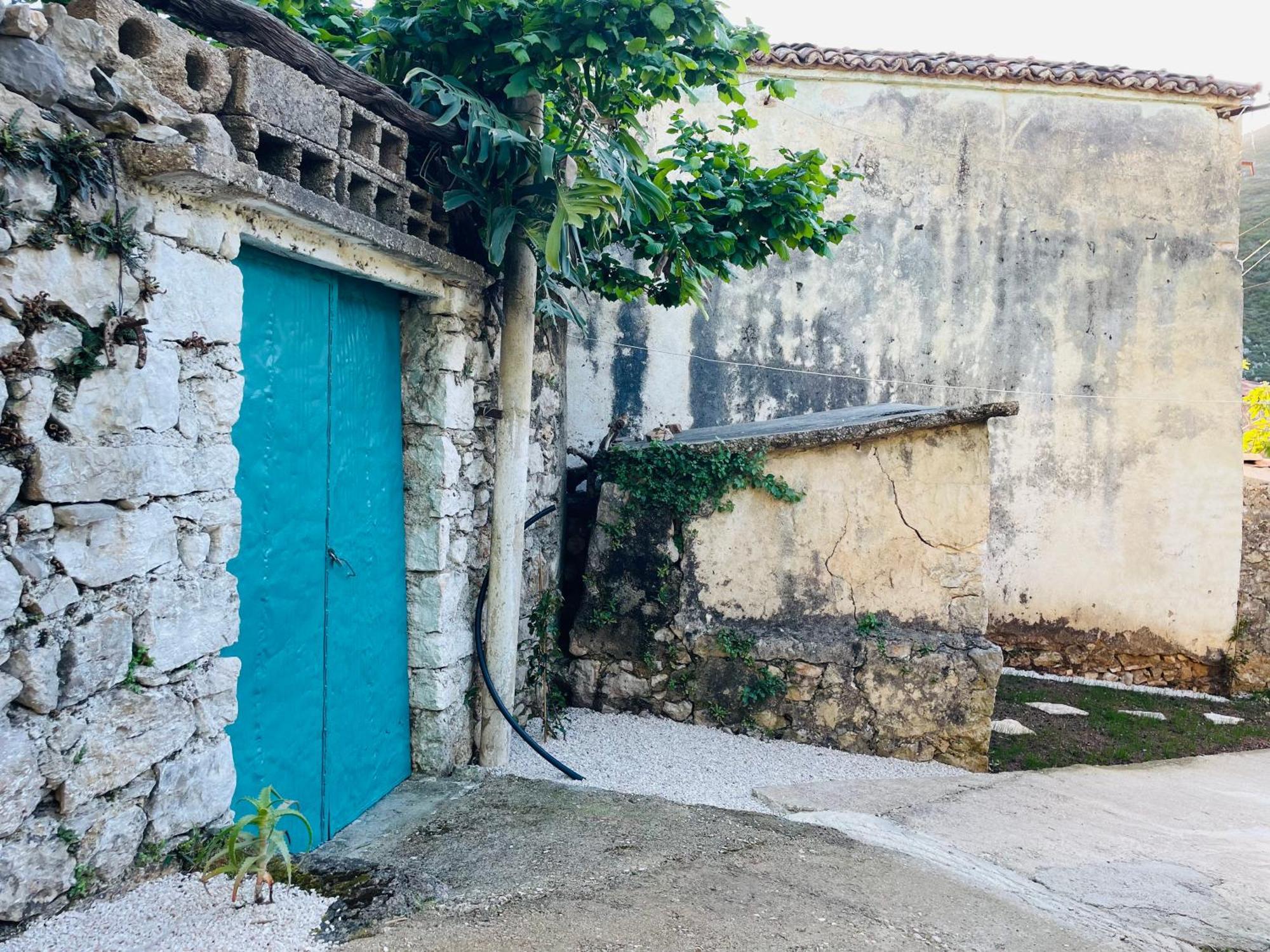 Guesthouse Near The Castle Of Himara Kültér fotó